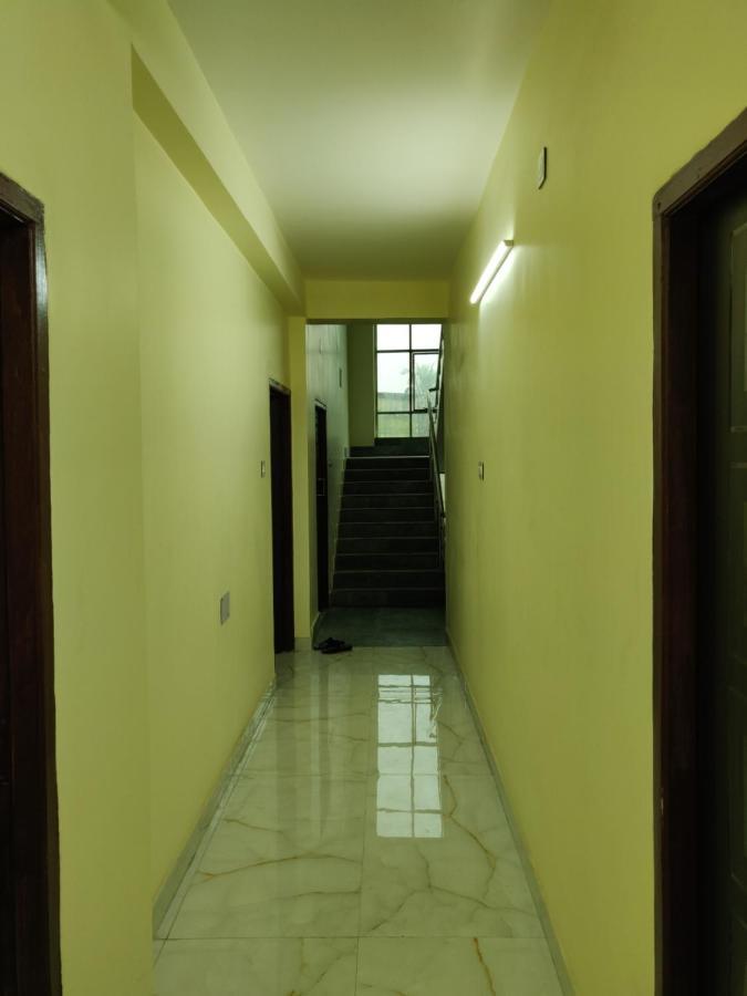 Rishika Guest House And Banquet Kolkata Exterior photo